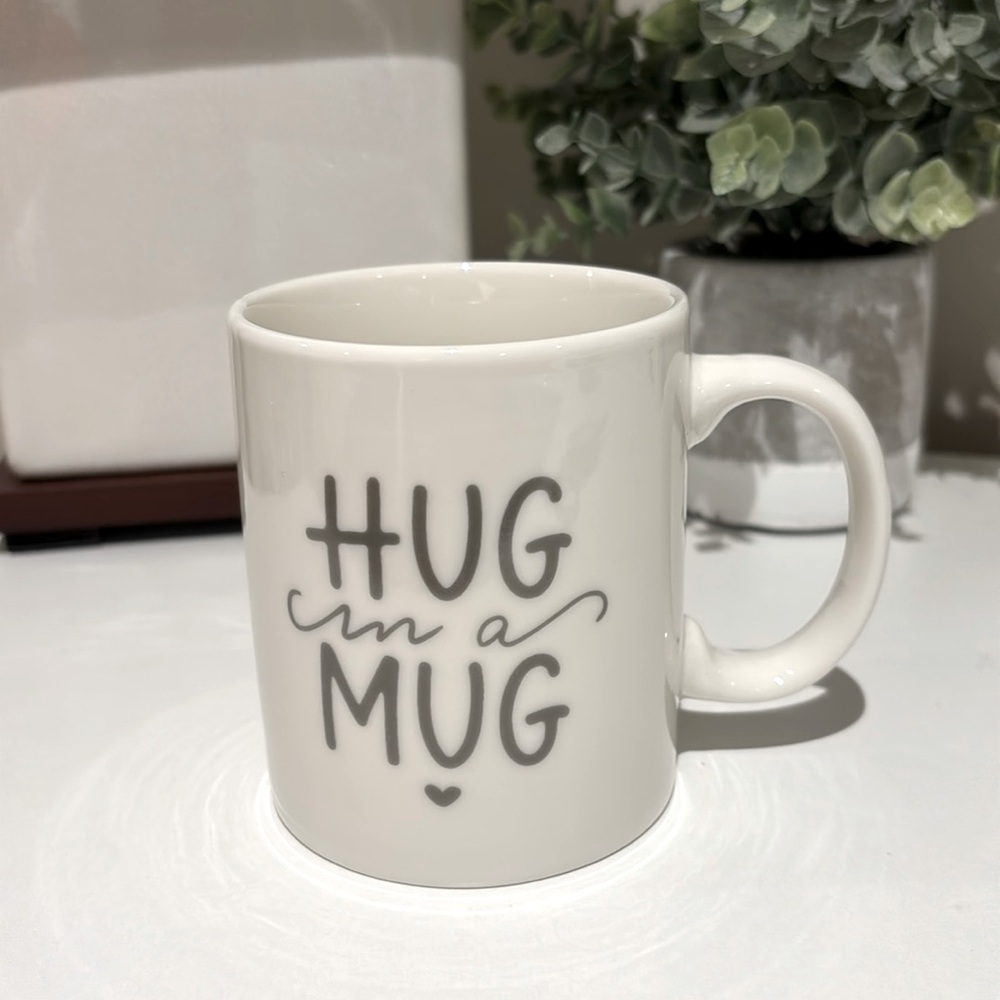 “Hug in a mug ♡” NWOT